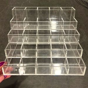 Acrylic makeup organizer